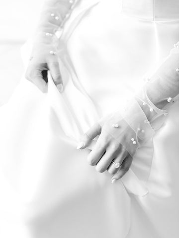 Fingerless Wedding Gloves with Pearls