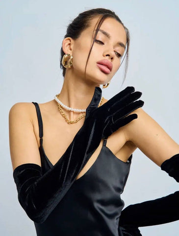 Black Long Velvet Gloves