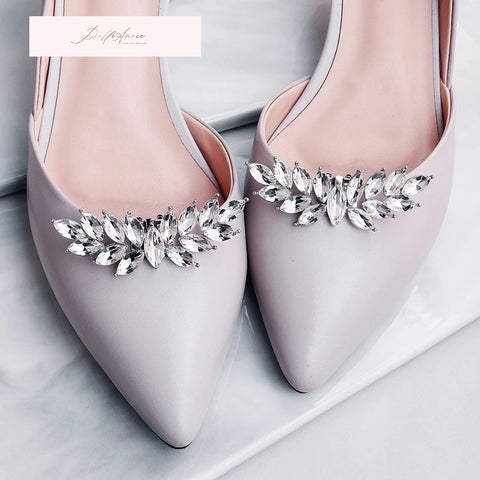 Shoes buckles with crystals