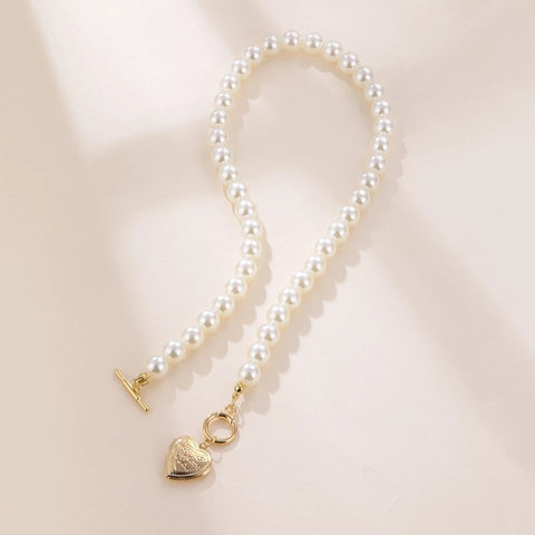 Heart Medallion Pearl Necklace