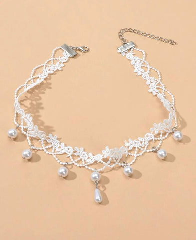 White Lace Choker with Pearls – PolliAmore